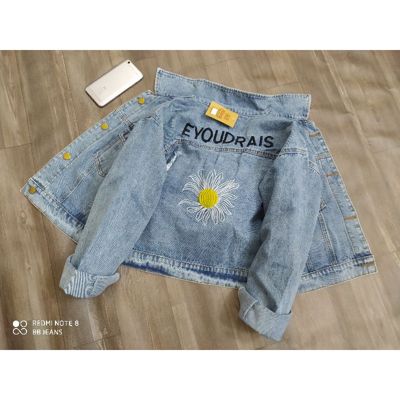 Áo khoác jean nữ bông cúc form rộng - áo khoác nữ chất jean form croptop 58Kg hàng shop