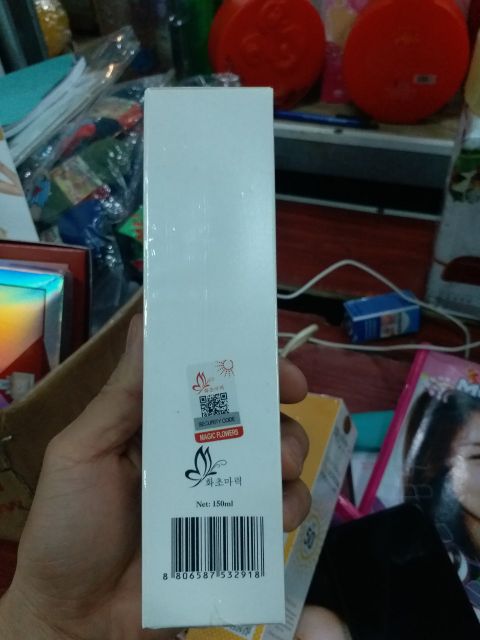 kem Chống Nắng Trắng Da white body 150ml SPF35+ | BigBuy360 - bigbuy360.vn