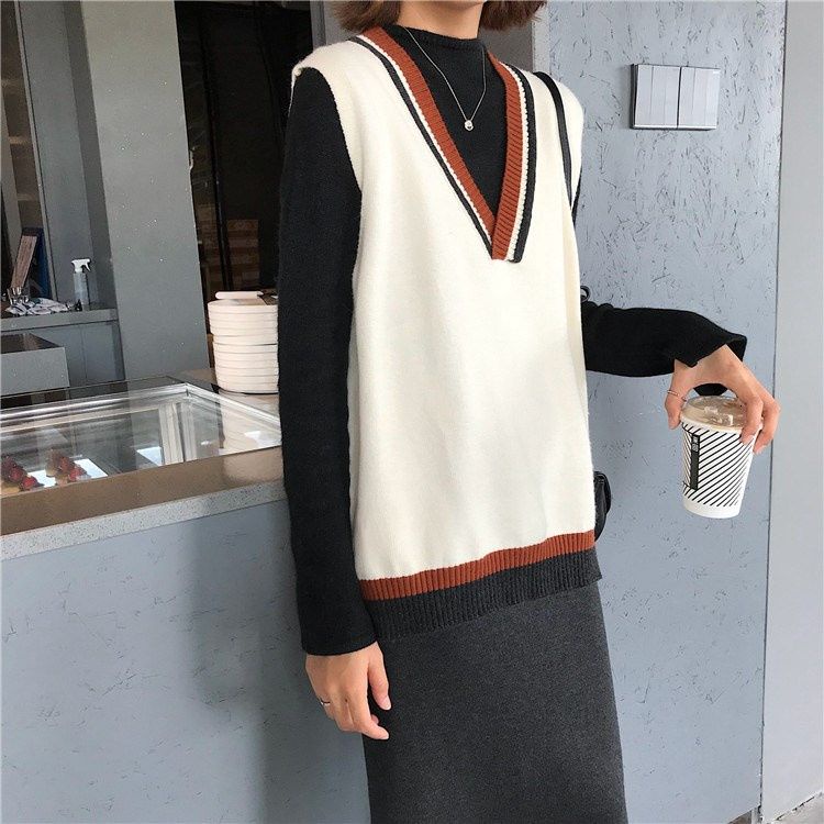 Áo len không tay cổ chữ V thời trang nữ tính | BigBuy360 - bigbuy360.vn