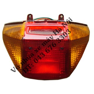 Cụm đèn hậu xe Dream có bóng