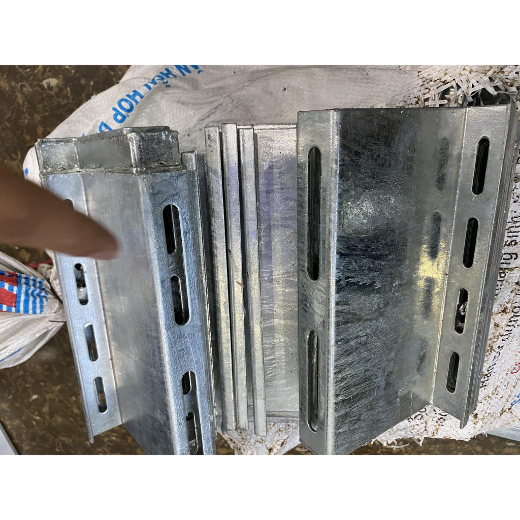 Bát Z gắn pin năng lượng mặt trời_Z 250mm x 100mmx 2mm nhúng nóng!