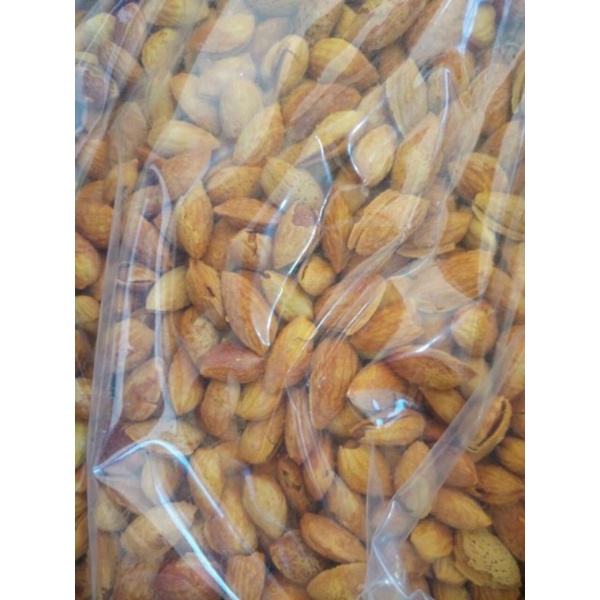1 thùng hạnh nhân 9.5kg loại vỏ mỏng thơm ngon
