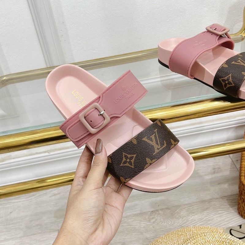 Dép lê nữ LV bản ngang hai quai