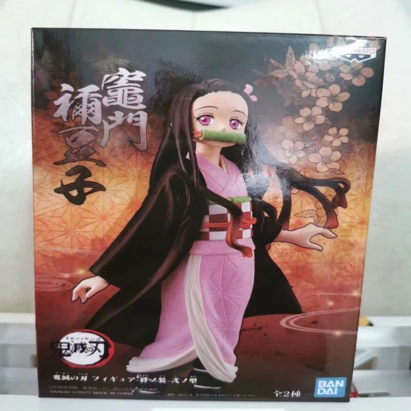 Mô Hình Nhân Vật Tomioka Giyuu Trong Demon Slayer Làm Bằng Thủ Công Dùng Trang Trí Xe Hơi