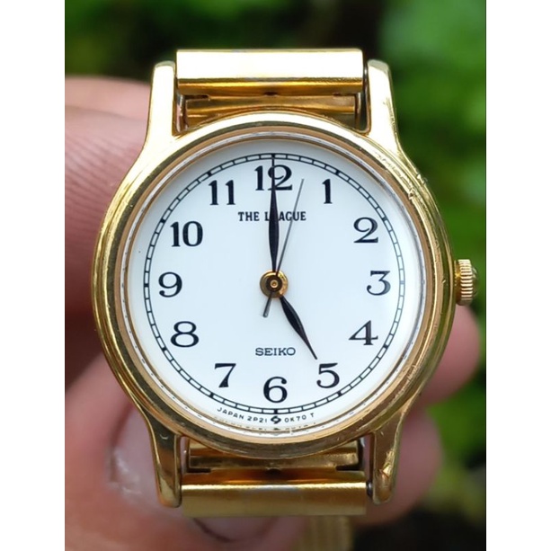 Đồng hồ nữ Seiko