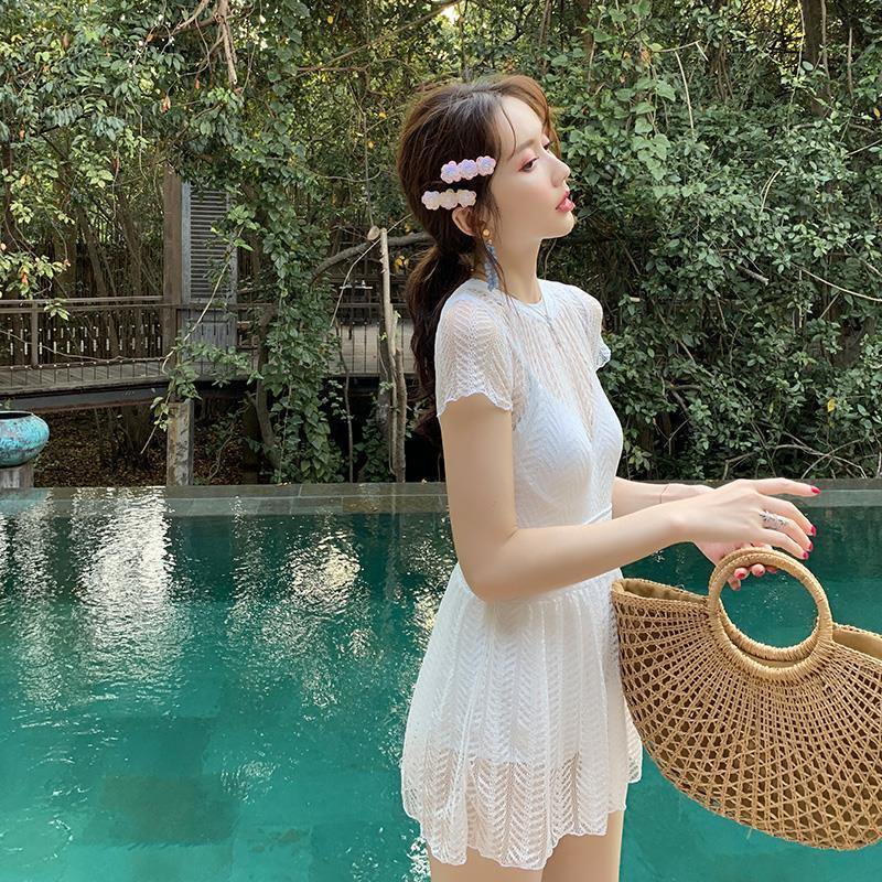 Đồ bơi liền thân ôm dáng che bụng gợi cảm phong cách mùa xuân dành cho nữ