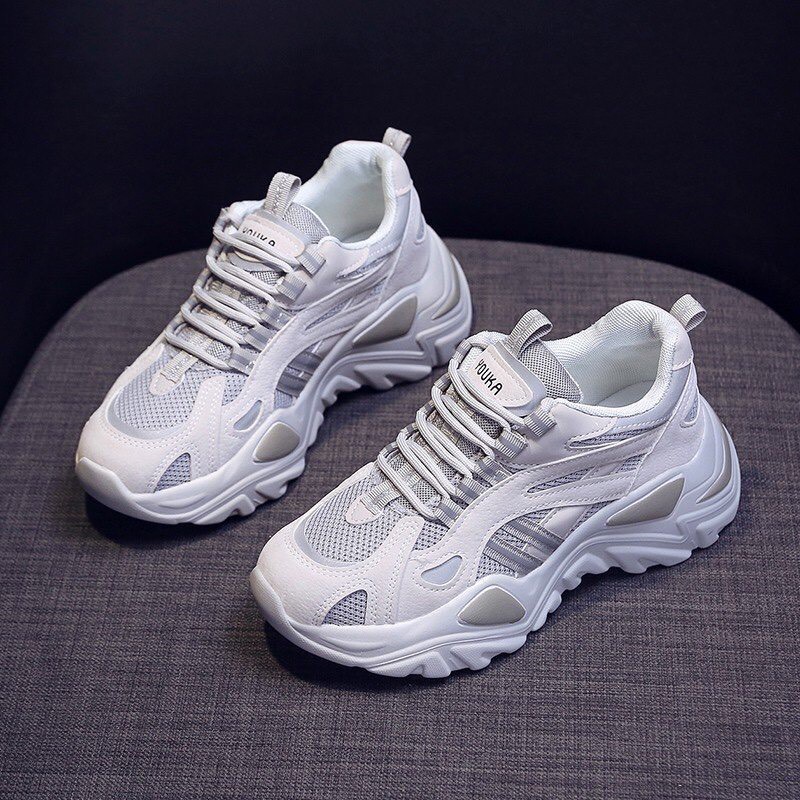 [Mã FAGREEN245 giảm 10% tối đa 30k đơn từ 99k] Giày nữ thể thao Sport độn đế vạch phản quang | BigBuy360 - bigbuy360.vn
