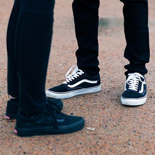 Giày Sneakerr Vns Old Skool  Nam Nữ Màu Đen [+ 1 Tất]