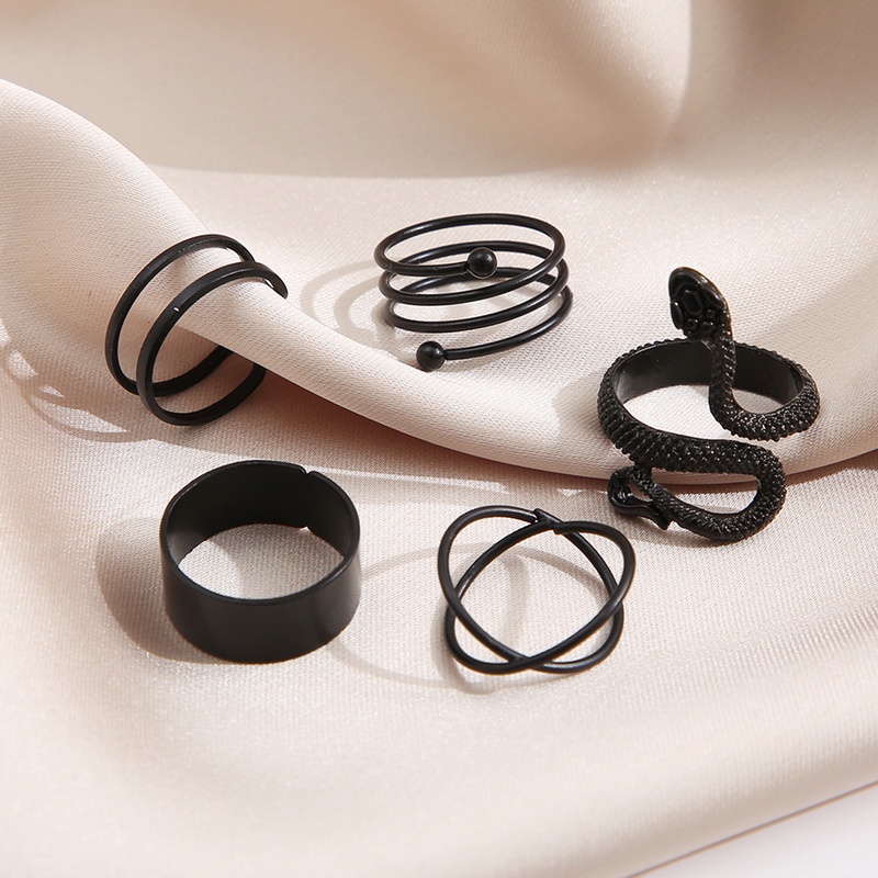 Set 7 Nhẫn Hình Rắn Đen Phong Cách Punk Cổ Điển Cho Nam Và Nữ timetunnel