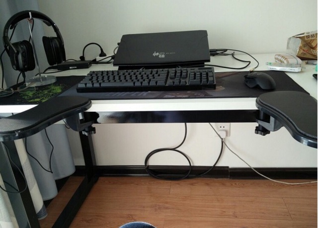 [ Hình thật ] Thanh kê tay kẹp bàn dành cho người làm việc với máy tính, game thủ cày game | BigBuy360 - bigbuy360.vn