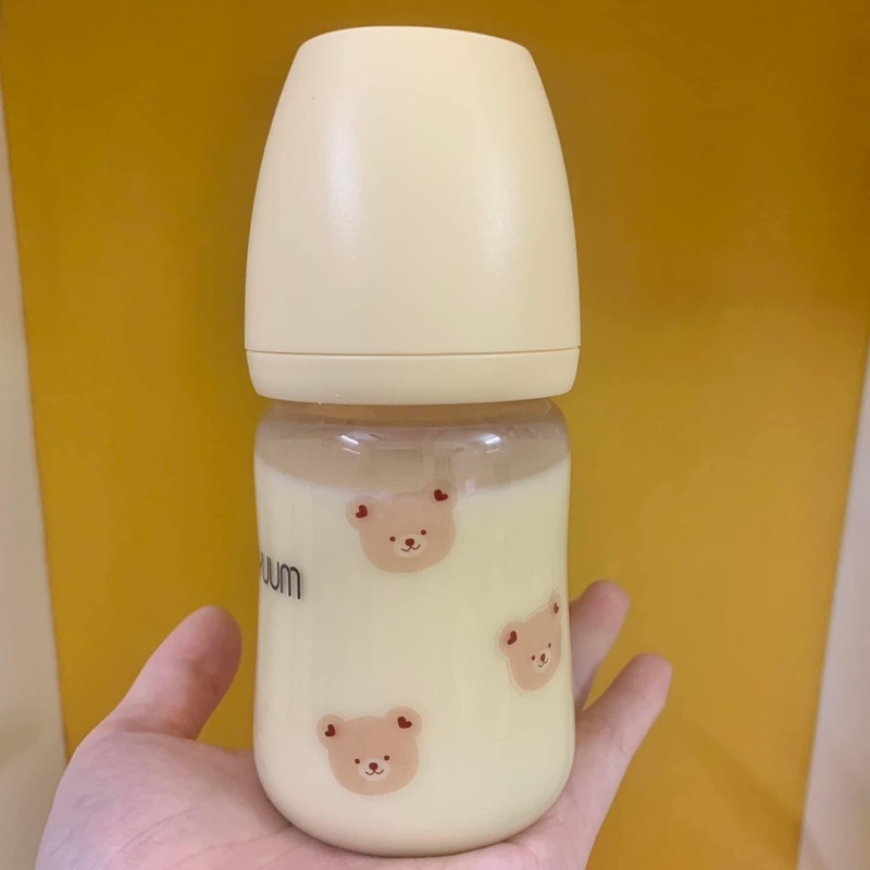 Sticker Hàn Quốc mẫu Gấu / Thỏ / Mèo dán bình sữa cho bé chống nước , chịu nhiệt cả tia tiệt trùng UV