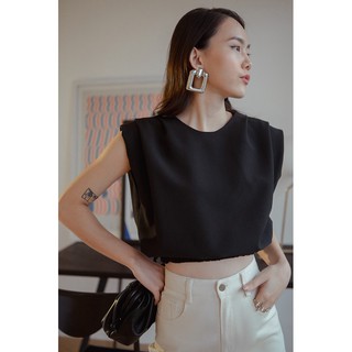 Áo crop top độn vai đen EDINI - A1191