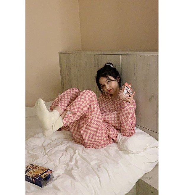 (ORDER) Pyjama nữ mặc nhà kẻ ô màu hồng ulzzang AK2011 ảnh thặt ở cuối