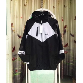 Áo khoác gió nam nữ Puma dây kéo trước ngực chất dù 2 lớp form rộng