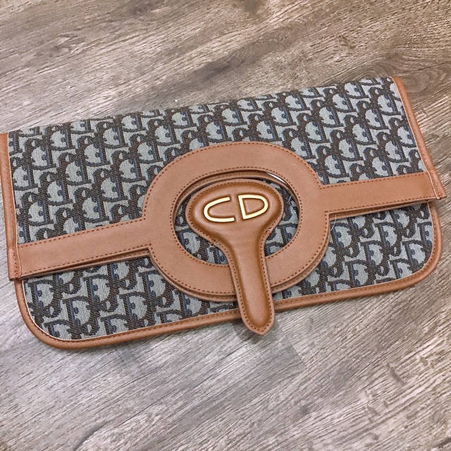 🦩🦩Ví dài dự tiệc clutch hoạ tiết cầm tay sang chảnh