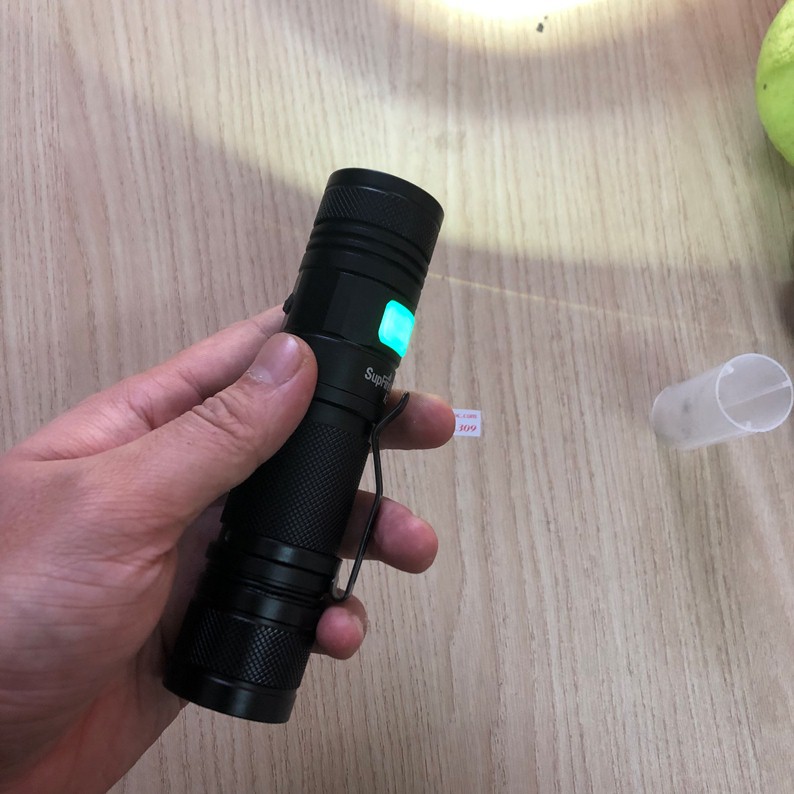 Đèn pin Supfire A2 – S đa năng, Pin to cực khỏe –