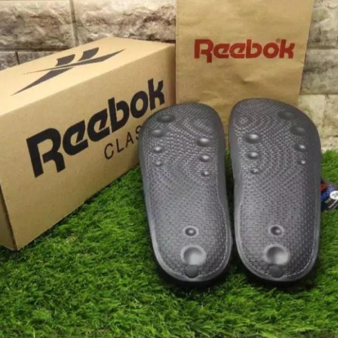 Giày Sandal Reebok Màu Trắng / Đen Cho Nam Nữ