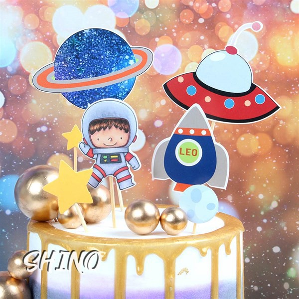 Set que cắm em bé phi hành gia
