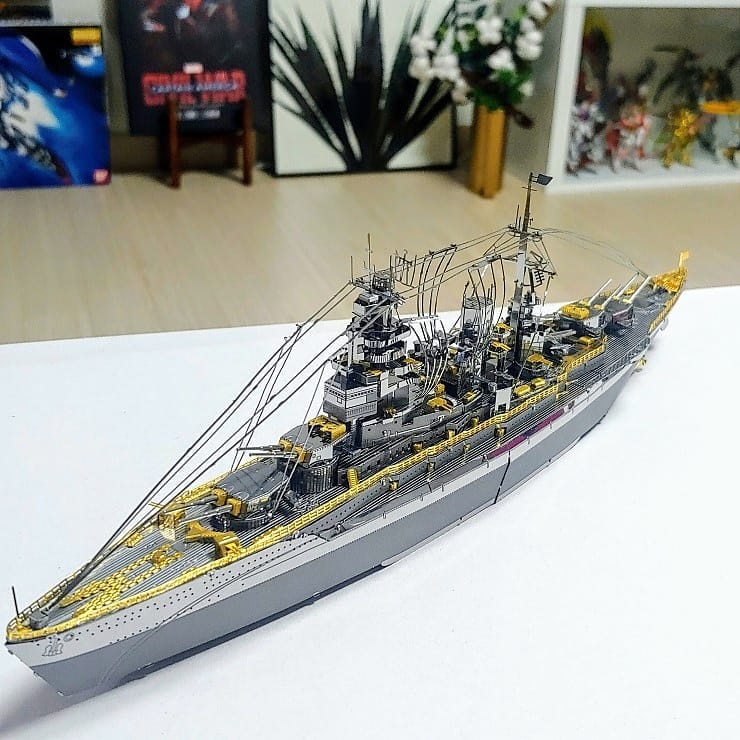 Mô hình 3D kim loại lắp ráp Tàu chiến Nga, tàu sân bay USS Mỹ, thiết giáp hạm Nhật Bản Yamato-Nagato siêu đẹp - Chưa Lắp