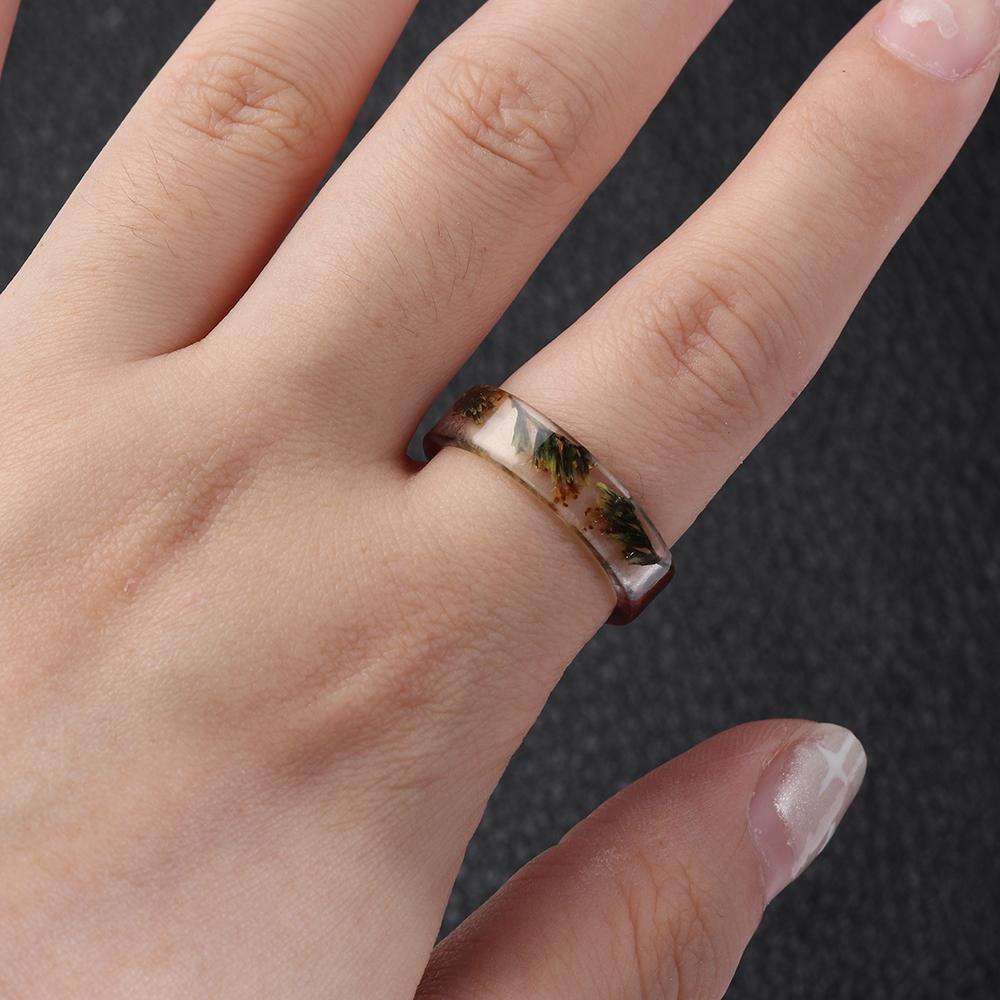 Nhẫn Gỗ Khắc Chữ Resin Thời Trang