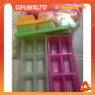 Khay đá nhựa trong 6 viên