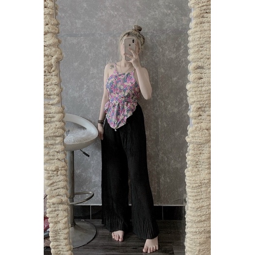 Set Bộ  Áo Yếm Hở Đan Lưng Vạt Nhọn Cúp Mút Kèm Quần Dập Ly Xuông