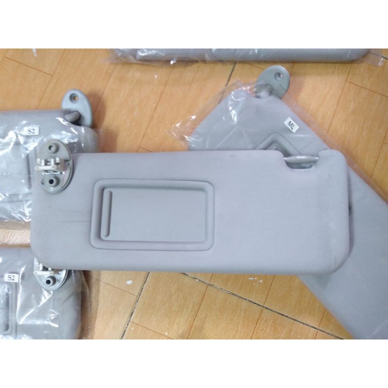 Chắn nắng trong xe Innova Fortuner 17