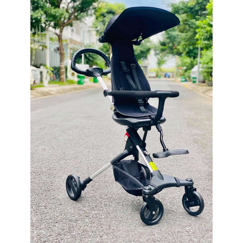 Xe đẩy đảo chiều Tomorow Umoo
