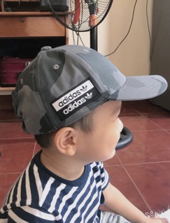 Nón bé trai Adidas