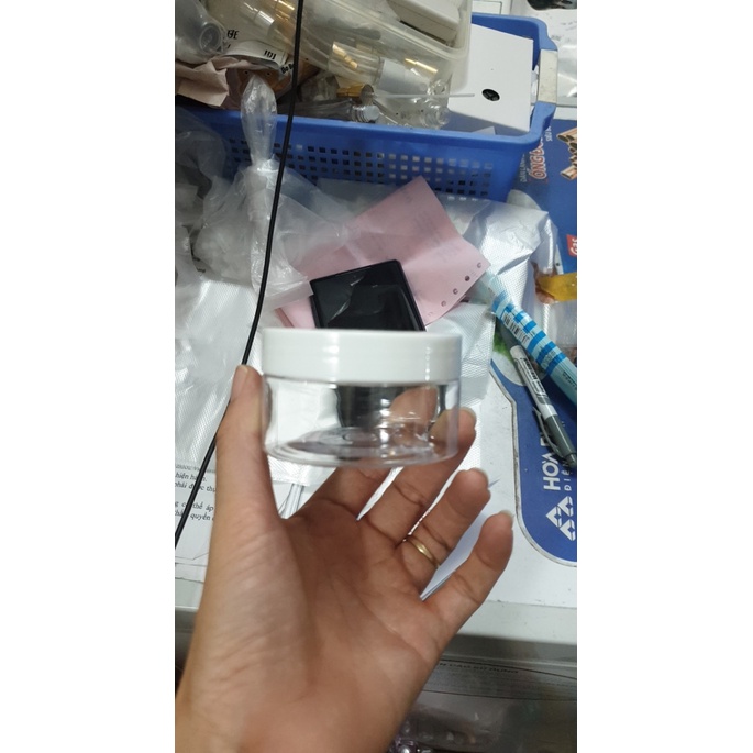 Hũ nhựa rỗng 100g nắp đen, nắp trắng
