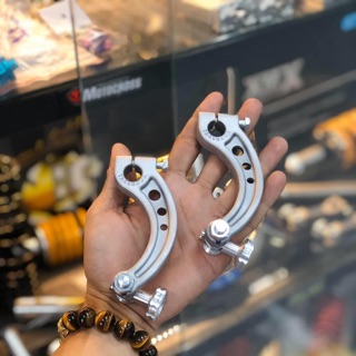 càng thắng cong takegawa  hàng nhập gắn mọi dòng xe