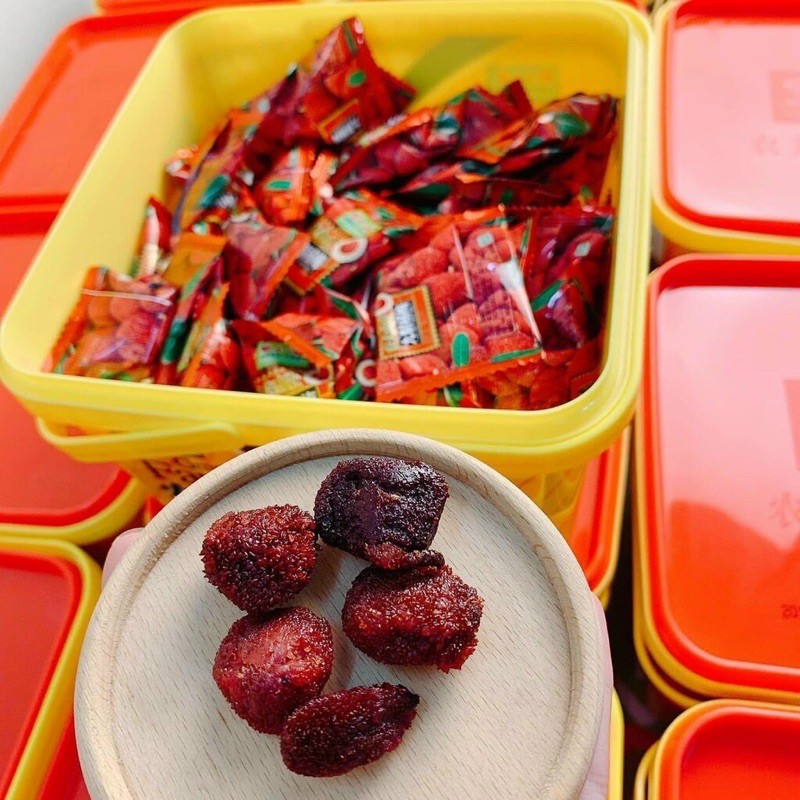 Ô mai thanh mai và ô mai mix vị hộp 620g
