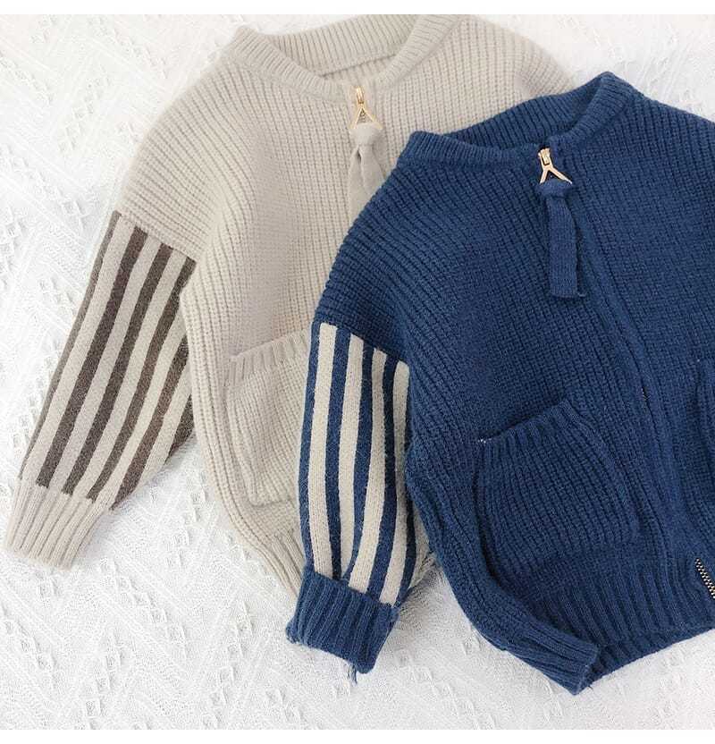 Áo khoác Cardigan họa tiết kẻ sọc thời trang mùa đông cho bé 80-150