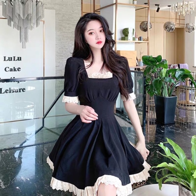 Đầm Đen Phối Ren Tay Bồng Xúng Xính | BigBuy360 - bigbuy360.vn