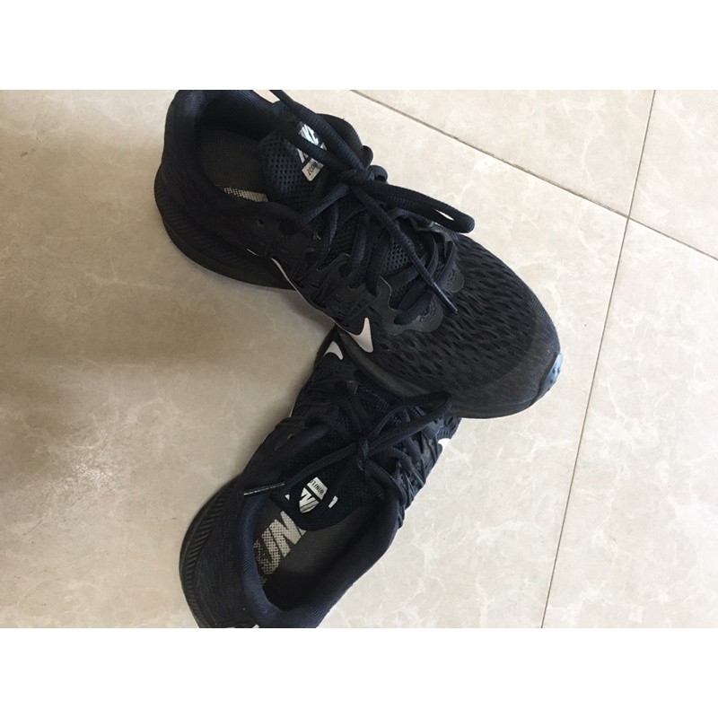 Pass giày thể thao