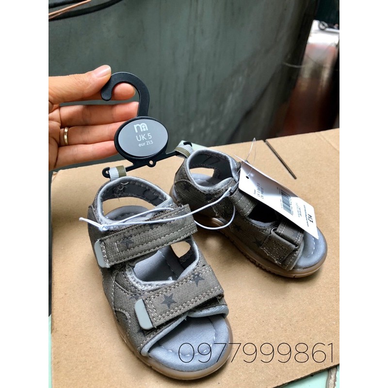 Sandal bé trai xuất dư xịn Mothercare giá tag 14-15 bảng Anh