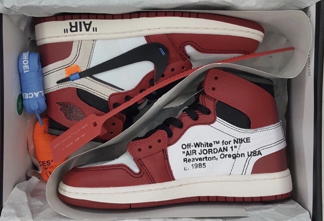 Giày bóng rổ Jordan 1 OW cao cổ