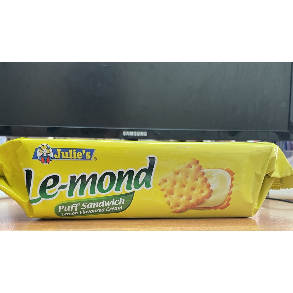 Bánh Quy Julie Le-Mond Nhân Kem Chanh Lemon Flavoured Cream (Gói 180g)