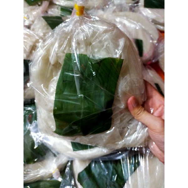 Bánh tráng rìa phơi sương mềm dẻo