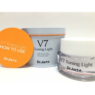 Kem dưỡng trắng da V7 fullsize