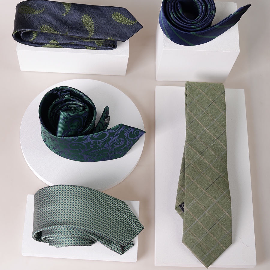 Cà Vạt Màu Xanh Lá Quân Đội Phong Cách Thời Trang Công Sở Dành Cho Nam Giới