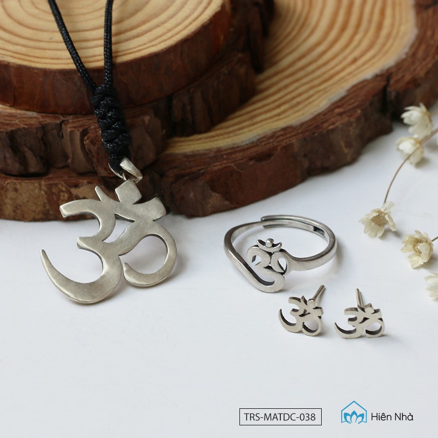 Mặt dây chuyền bạc s925 chữ Om - Trang sức Bạc Phật Giáo - Hiên Nhà
