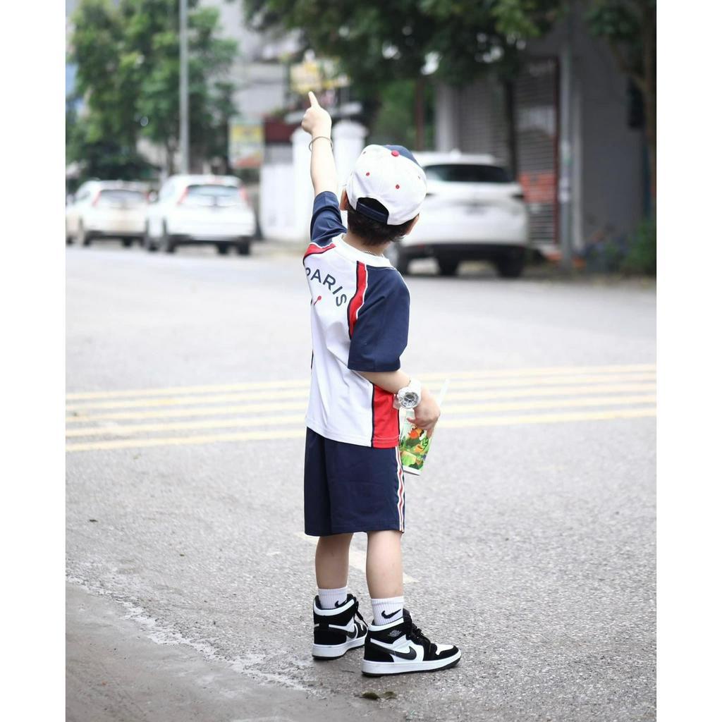 C32 - BỘ TT BÉ TRAI PARIS