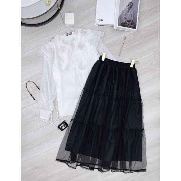 Set váy tiểu thư Áo sơ mi bèo hoa thêu, chân váy maxi tầng bèo dáng dài xinh.Set váy công sở đẹp, thanh lịch.