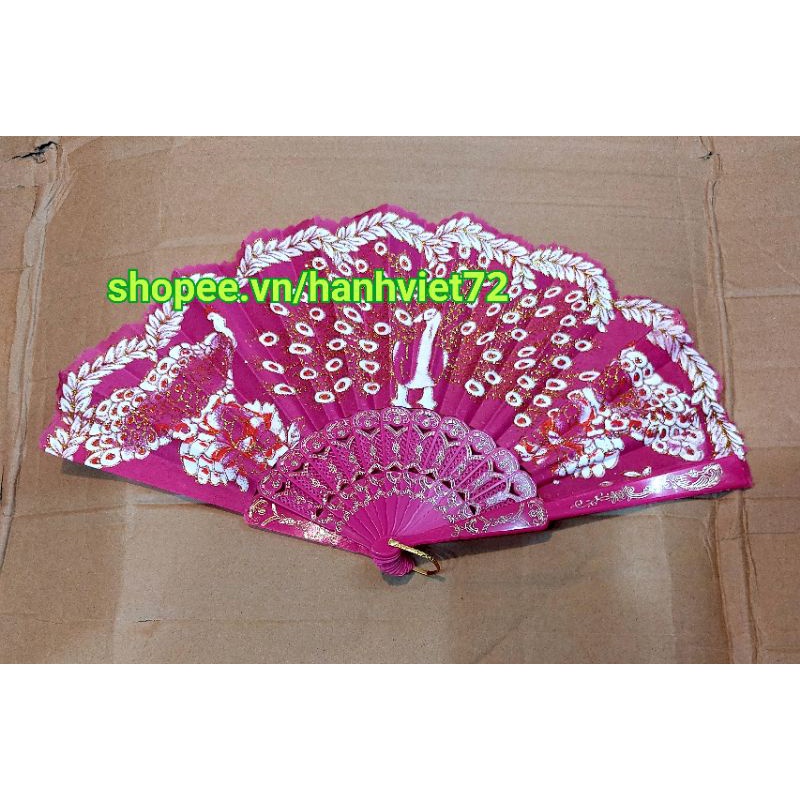 Quạt lụa hoa văn dùng cúng lễ  , làm oản thờ  , hầu dâng , chụp ảnh , ....- Trang phục phụ kiện Hầu Đồng