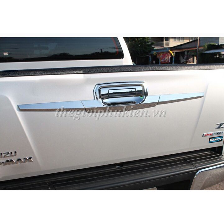 Ốp trang trí tay mở cốp sau ISUZU D-Max, Dmax - mạ Crom( hàng chất lượng)