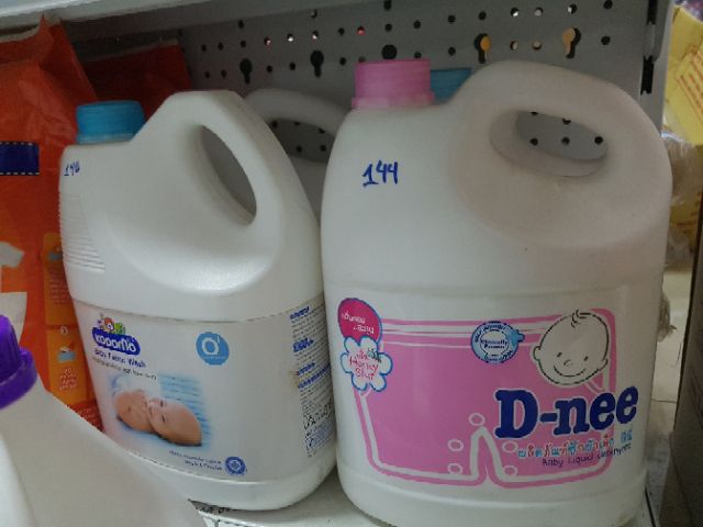 NƯỚC GIẶT XẢ EM BÉ DNEE 3000ML