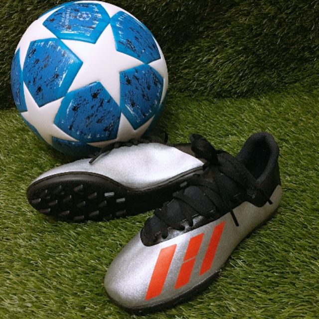 Giày đá bóng đá banh trẻ em  X18.3 mẫu mới  ( cao cấp ) tặng tất dài thể thao