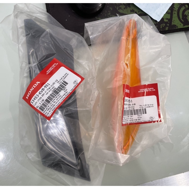 Nắp đèn xi nhan trước Cụm chóa đèn xi nhan trước click đời đầu honda