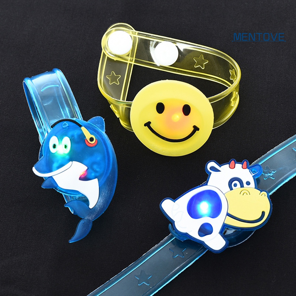 1 Vòng Tay Đèn LED Hoạt Hình Angry Birds Doraemon Cho Bé